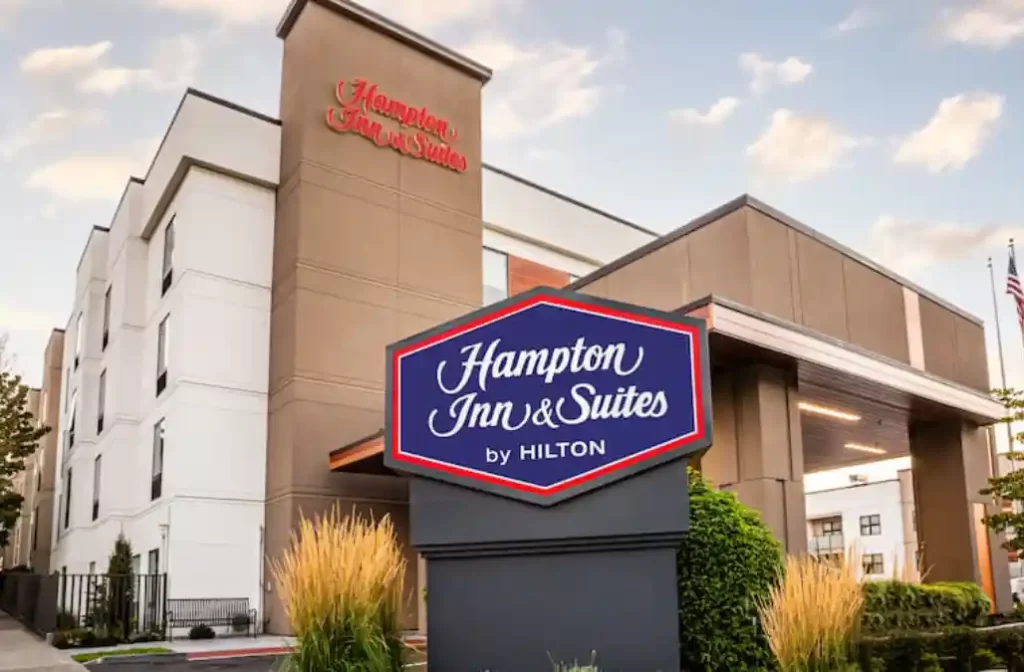 Hampton Inn & Suites Seattle